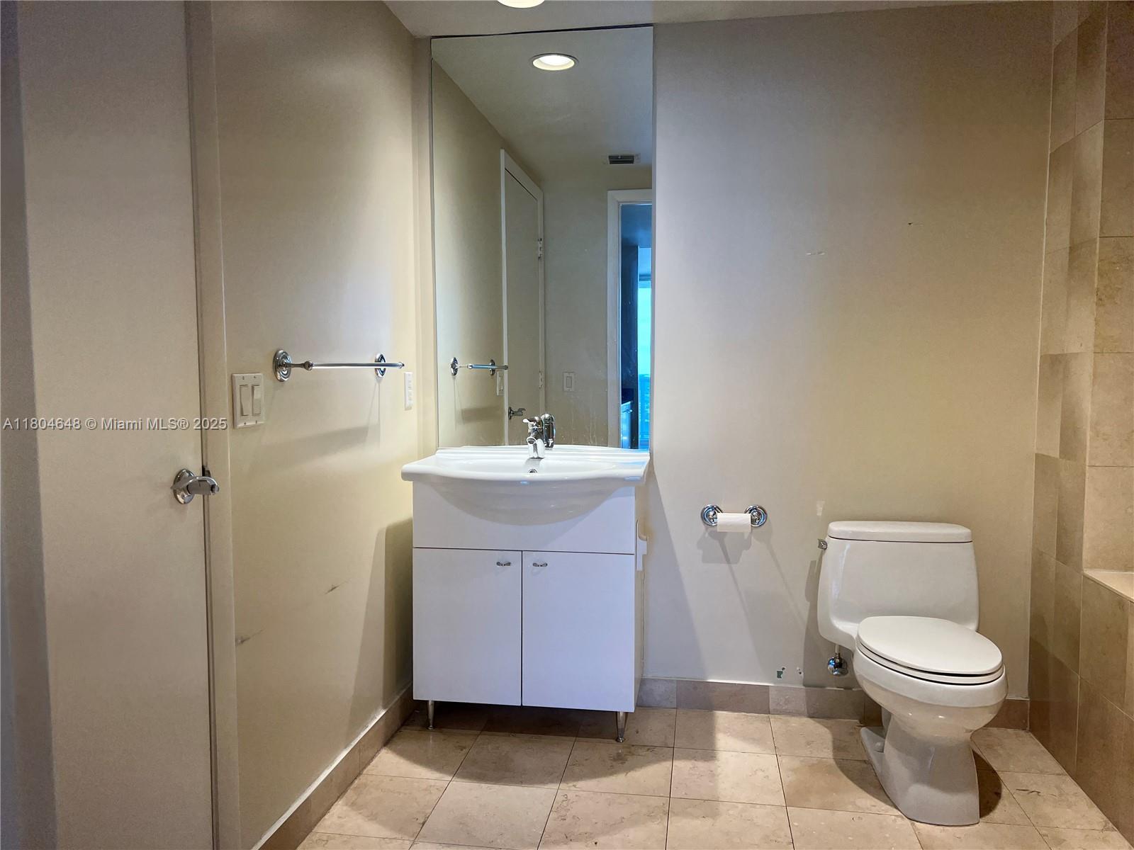 BEACH CLUB THREE CONDO - Residential