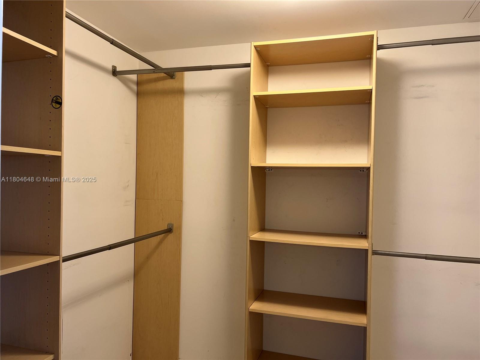 BEACH CLUB THREE CONDO - Residential