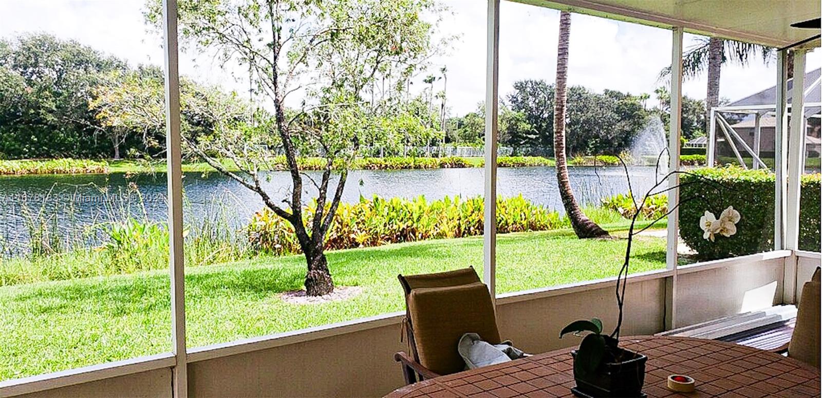 SYMPHONY BAY - Residential Lease