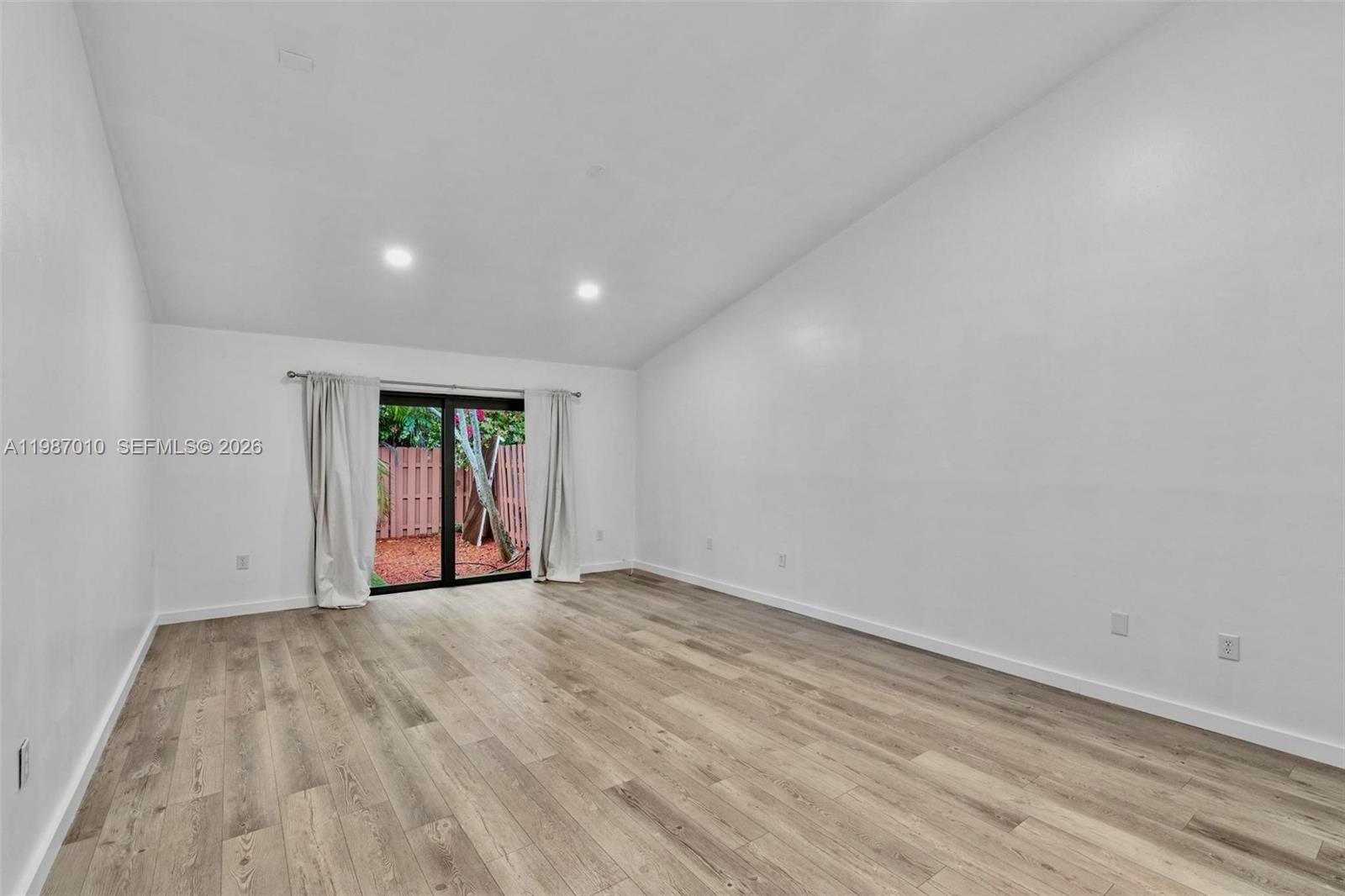 SANDPIPER AT CALIF CLUB C - Residential Lease