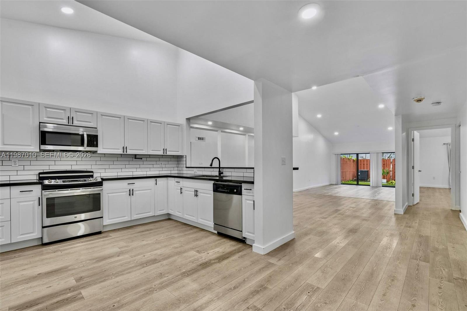 SANDPIPER AT CALIF CLUB C - Residential Lease