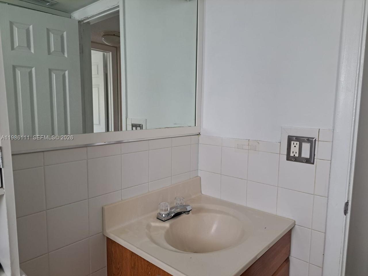 SUZANNE PLAZA CONDO - Residential Lease