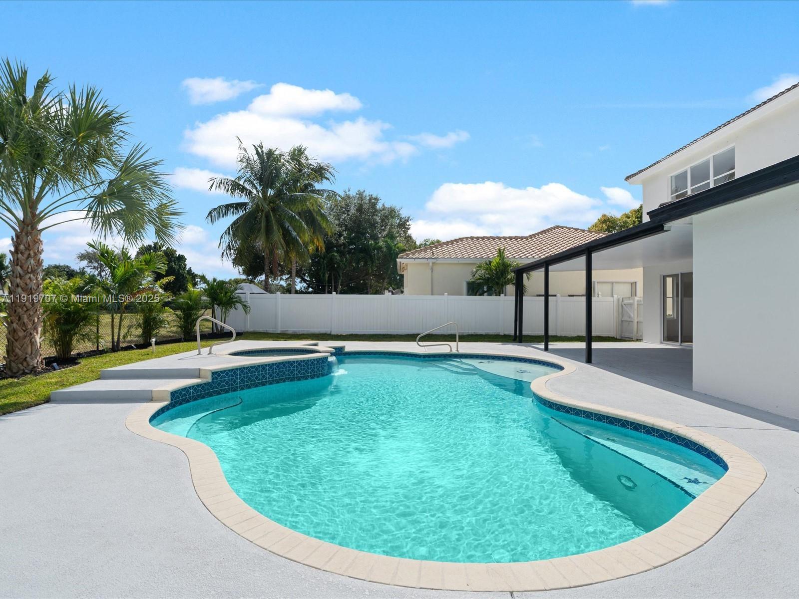 WINSTON TRAILS PAR 11 PH - Residential