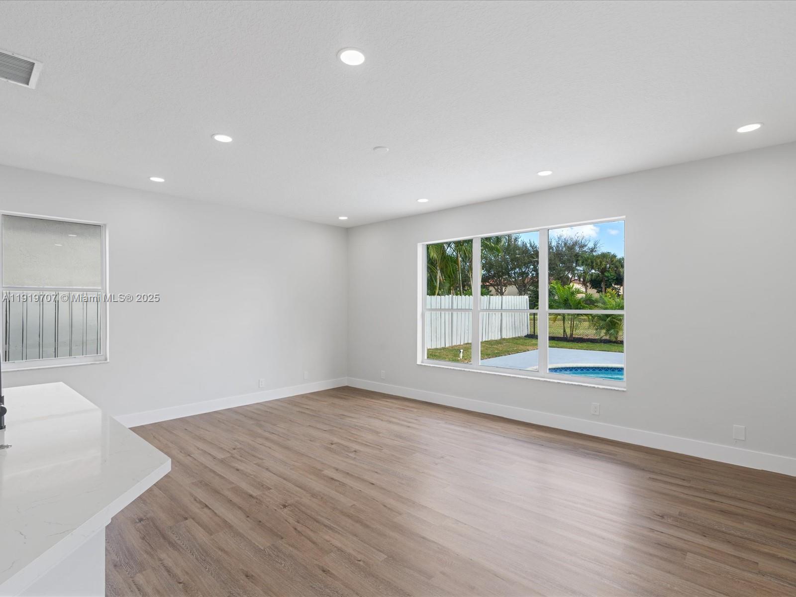 WINSTON TRAILS PAR 11 PH - Residential