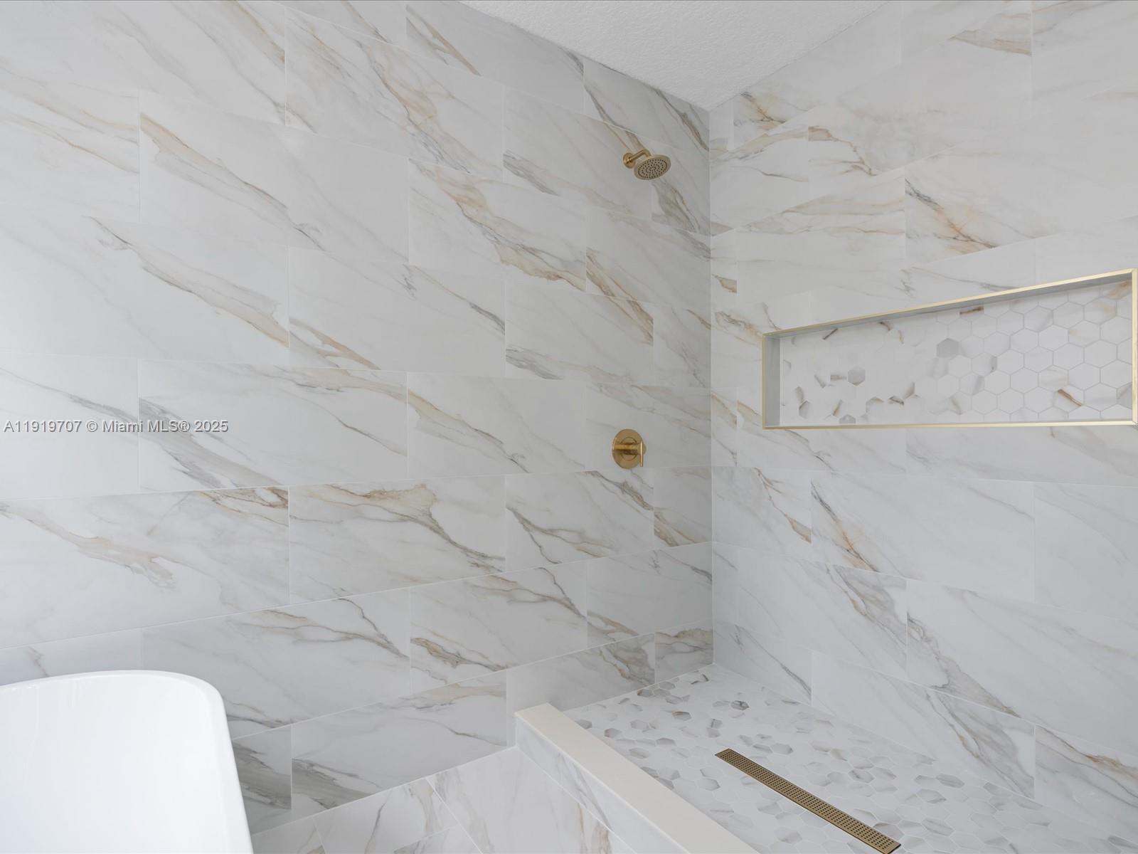 WINSTON TRAILS PAR 11 PH - Residential