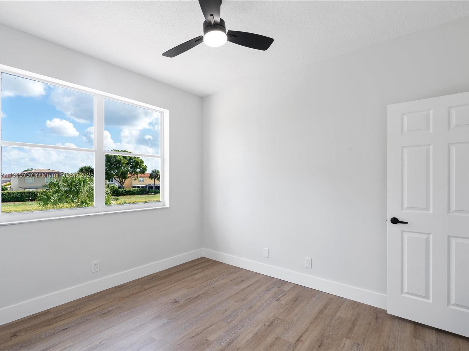 WINSTON TRAILS PAR 11 PH - Residential