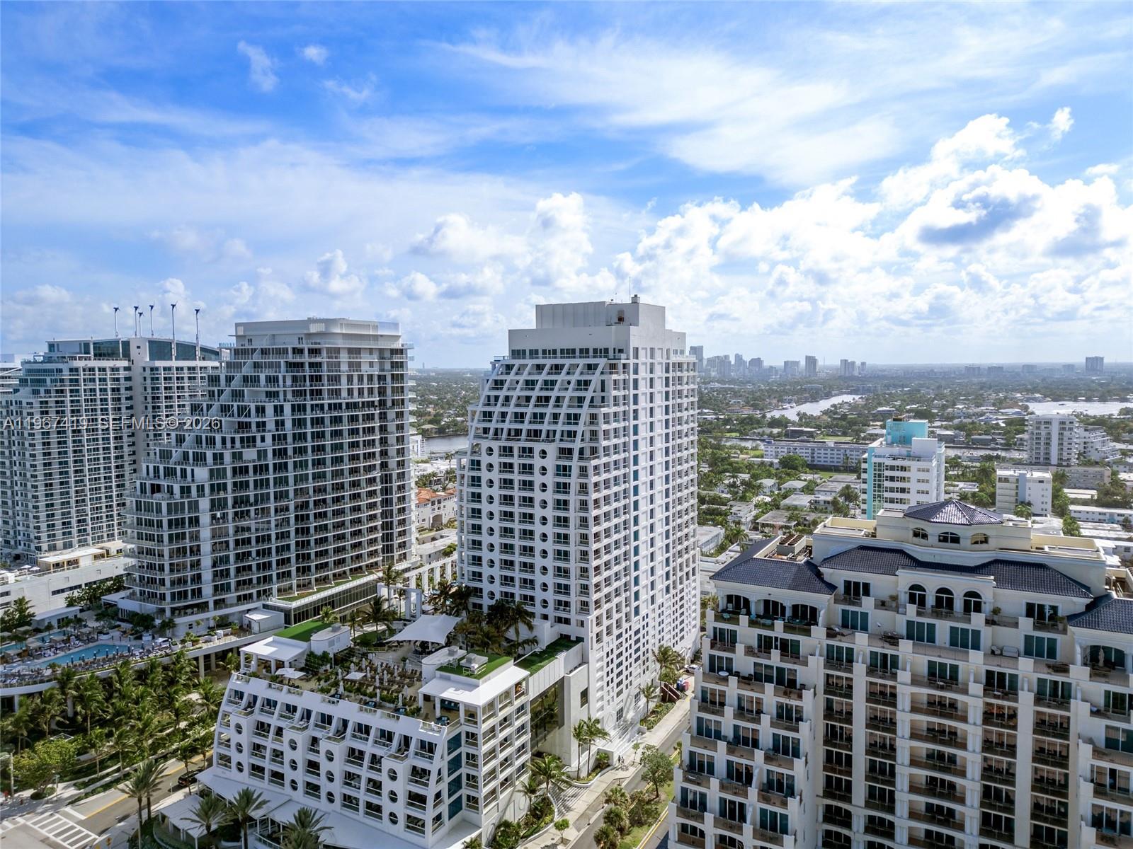 551 FLB CONDOMINIUM HOTEL - Residential