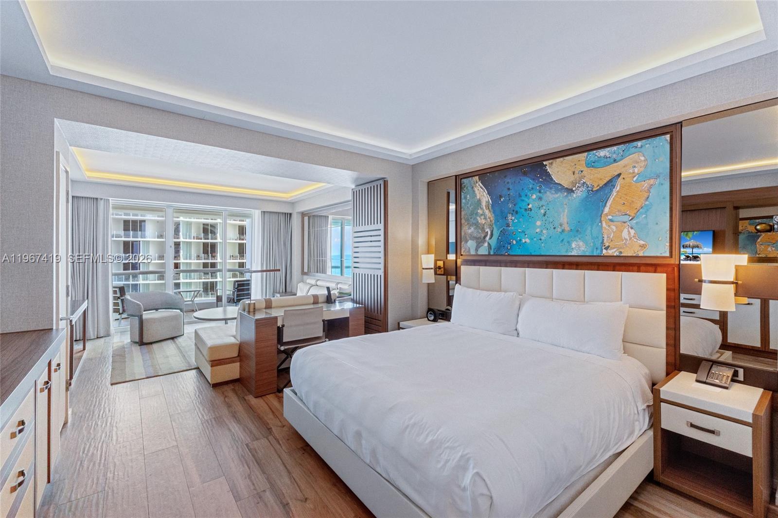 551 FLB CONDOMINIUM HOTEL - Residential