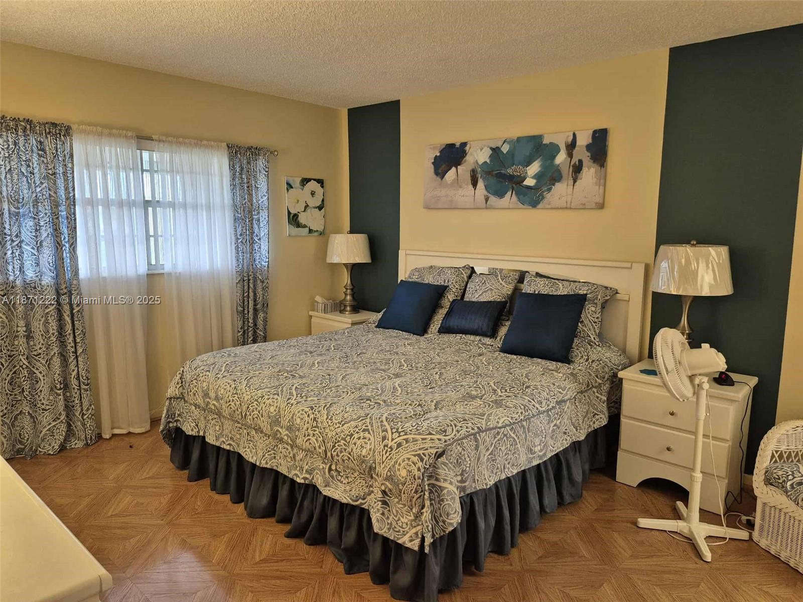 UMBRA GARDENS CONDO - Residential