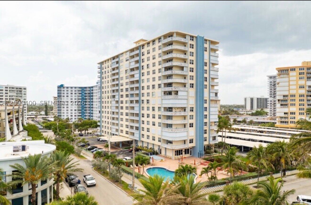 305 N Pompano Beach Blvd 1406