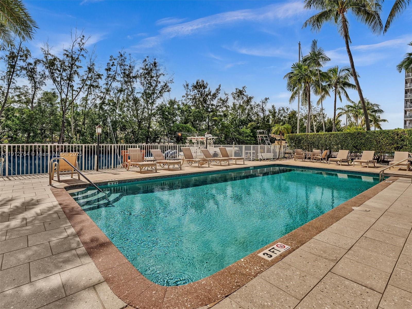 EASTERN SHORES - Residential