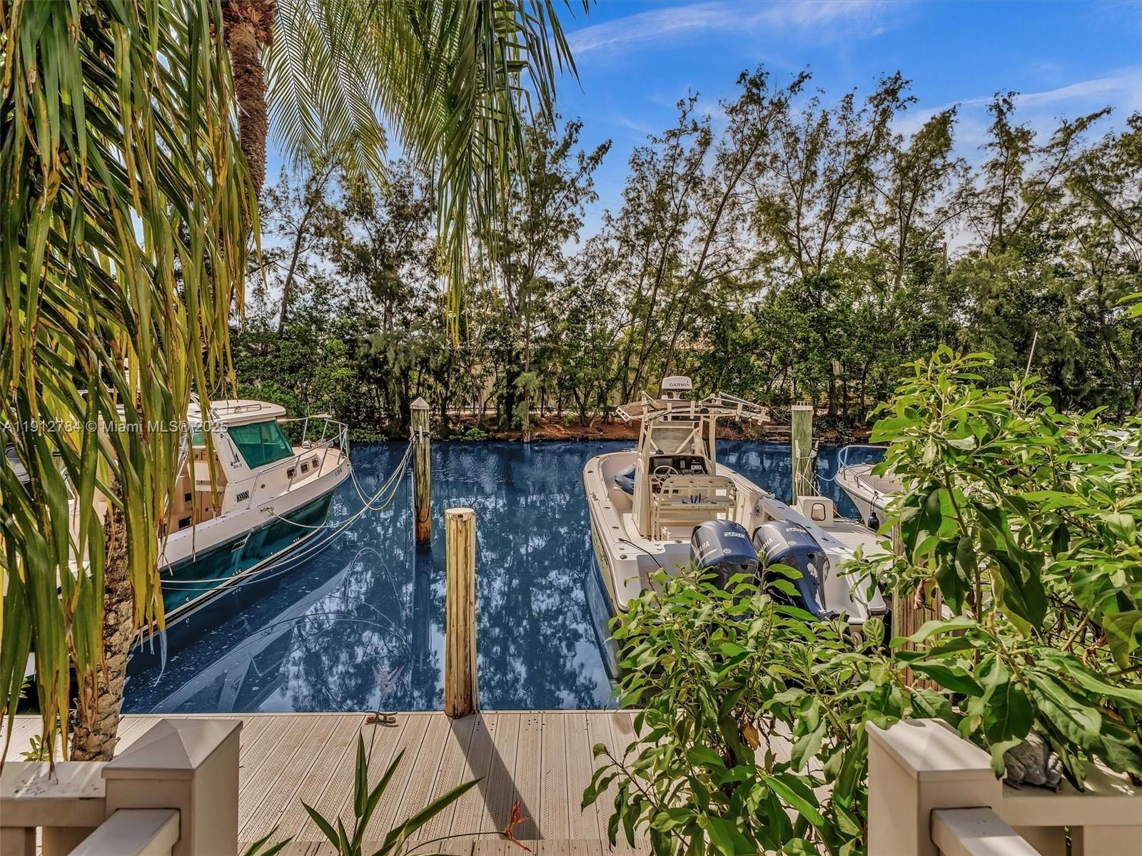 EASTERN SHORES - Residential