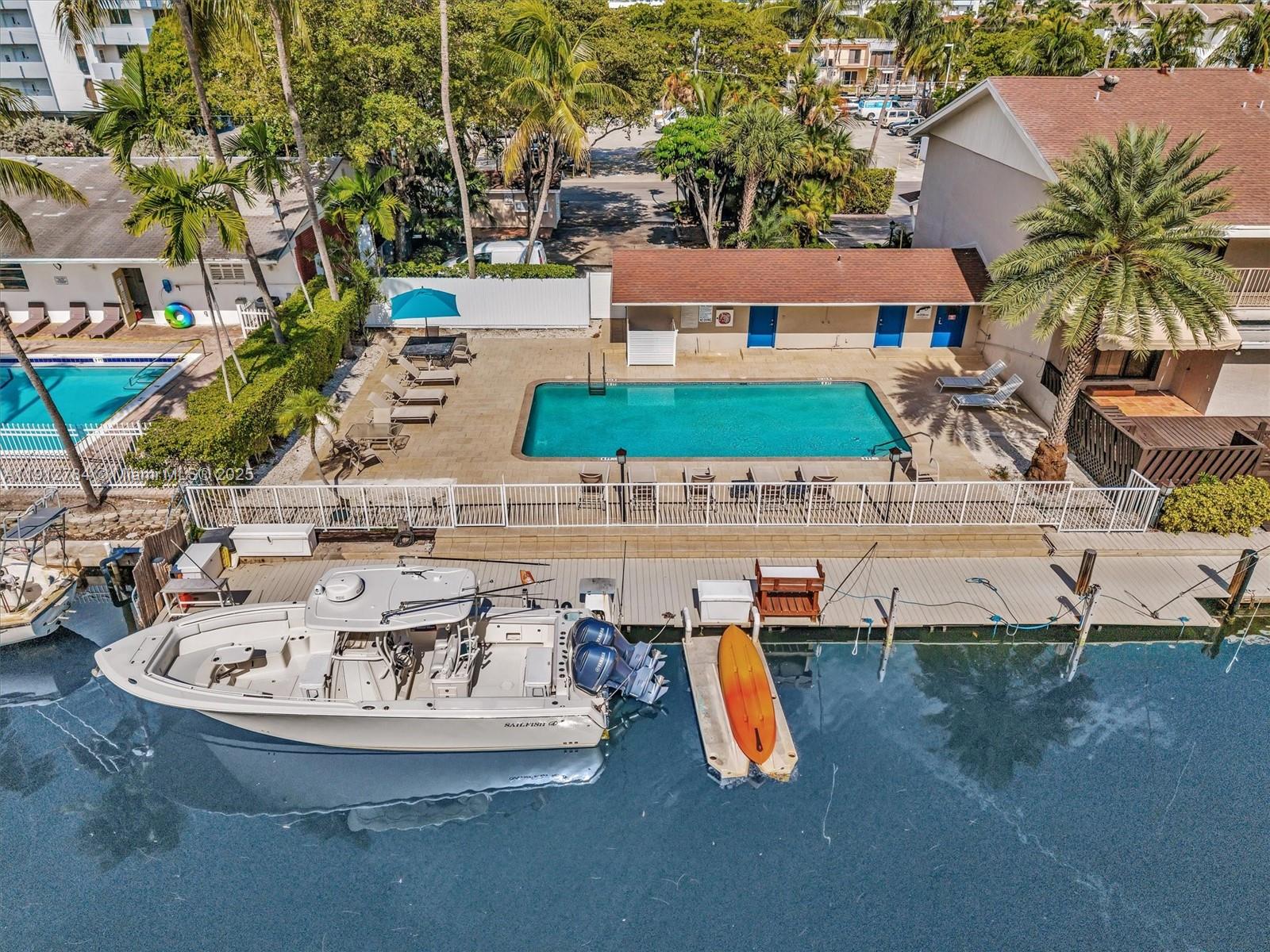 EASTERN SHORES - Residential