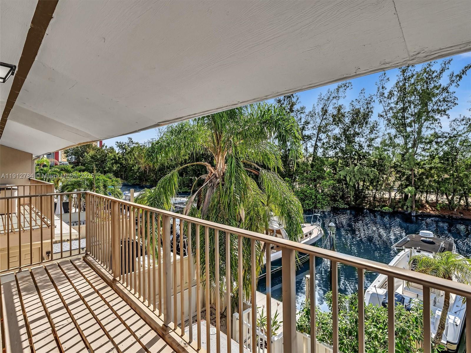 EASTERN SHORES - Residential