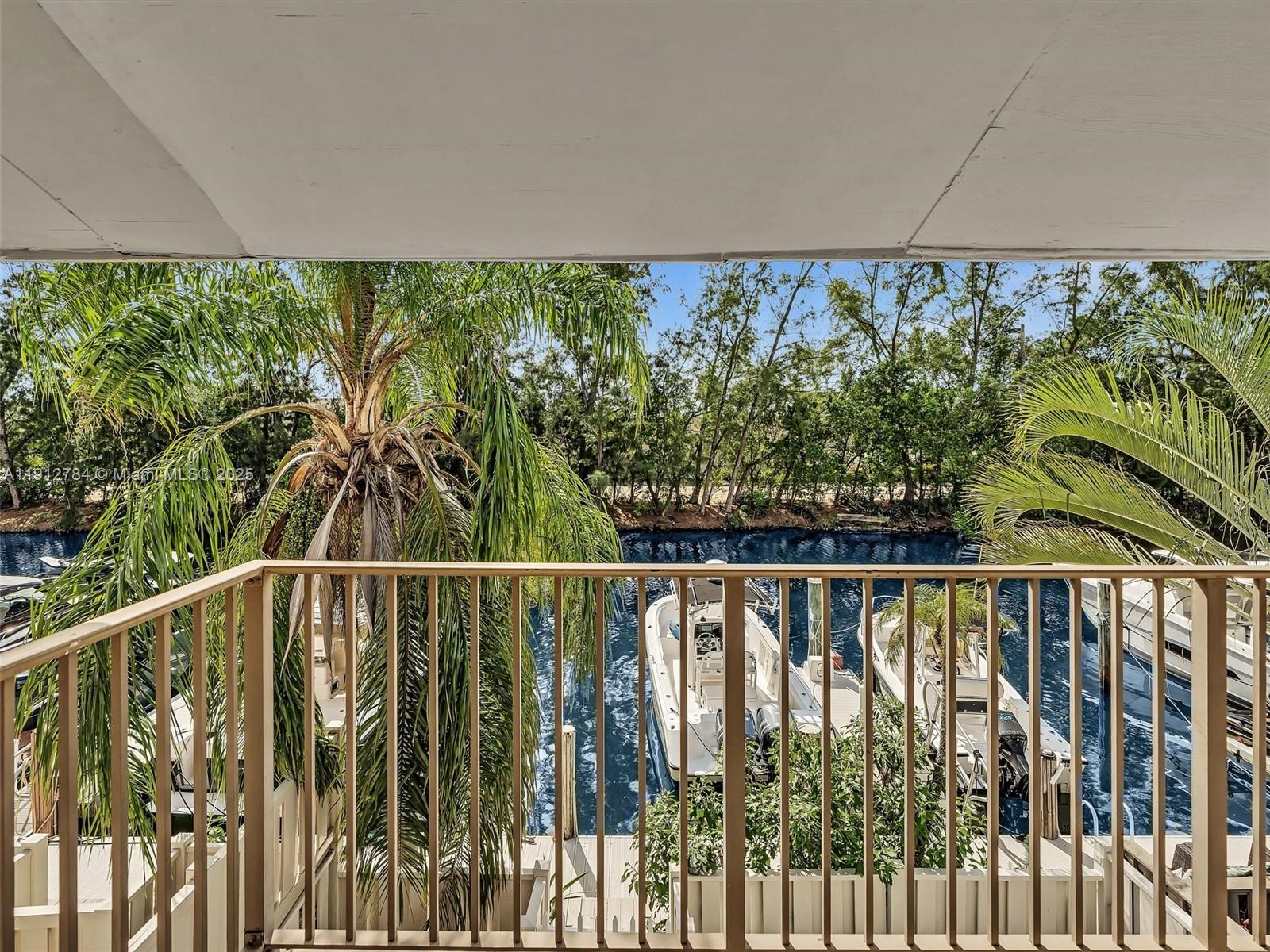 EASTERN SHORES - Residential