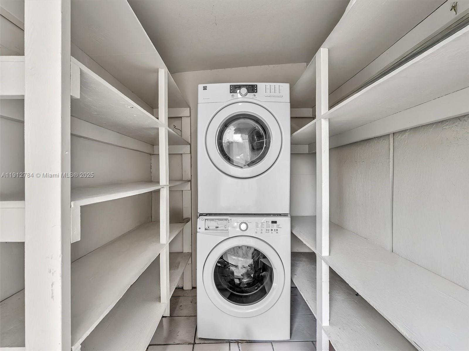 EASTERN SHORES - Residential