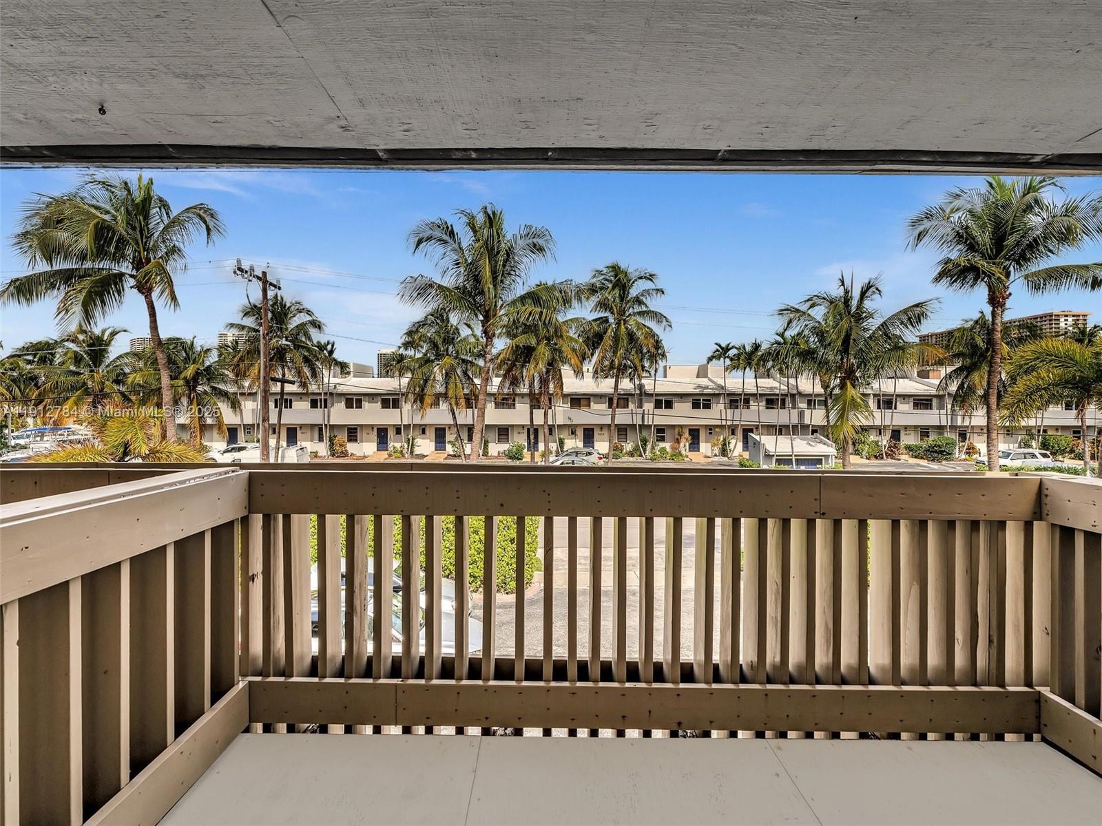 EASTERN SHORES - Residential