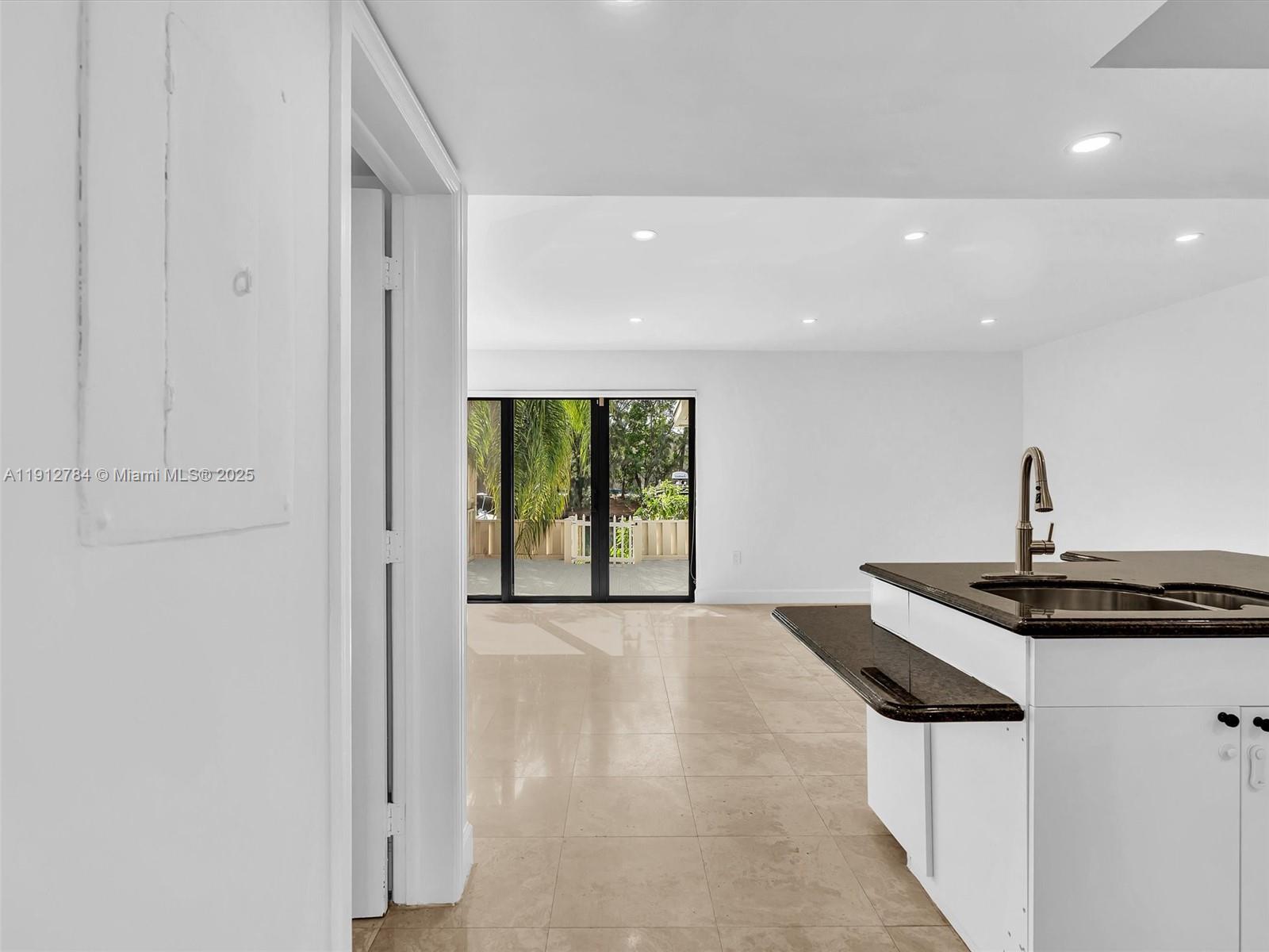 EASTERN SHORES - Residential