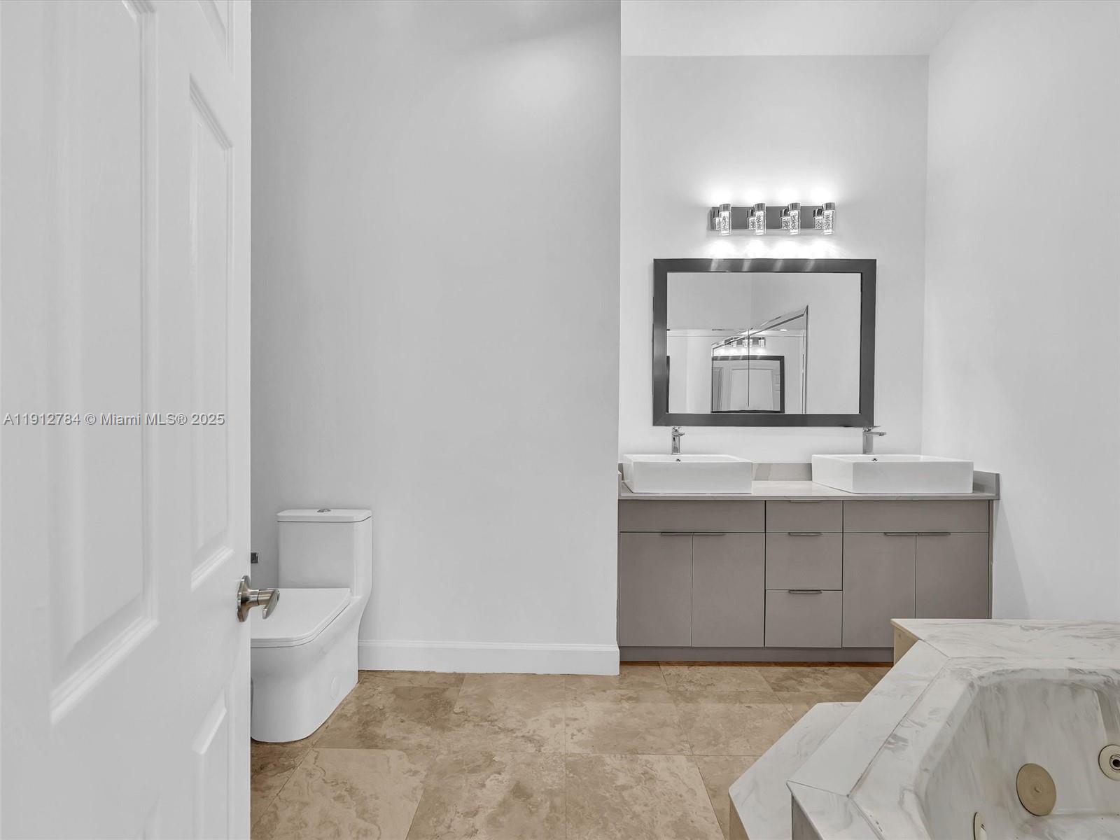 EASTERN SHORES - Residential