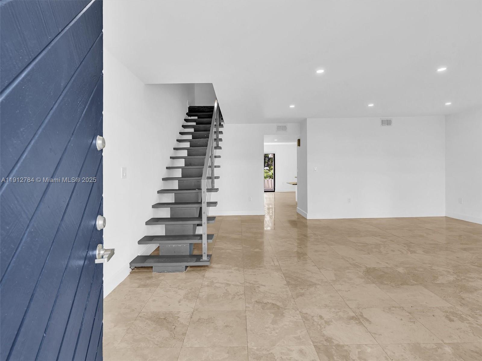 EASTERN SHORES - Residential