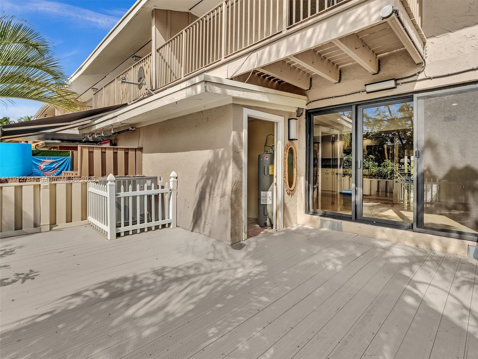 EASTERN SHORES - Residential