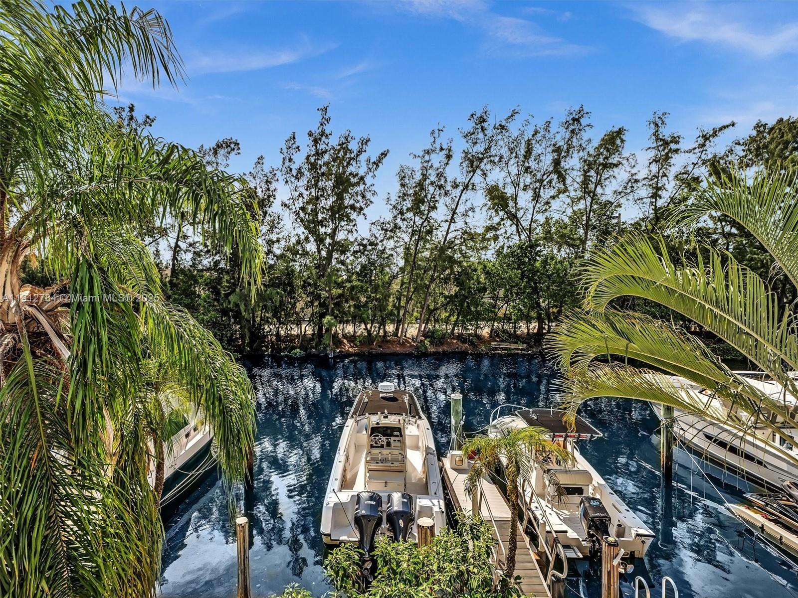 EASTERN SHORES - Residential