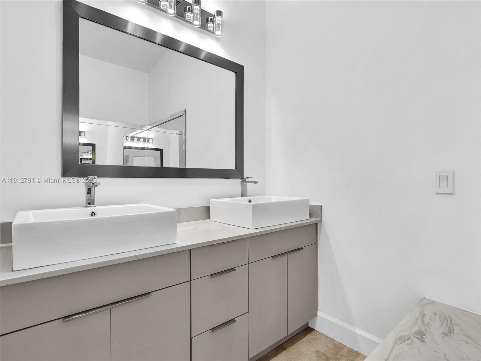 EASTERN SHORES - Residential