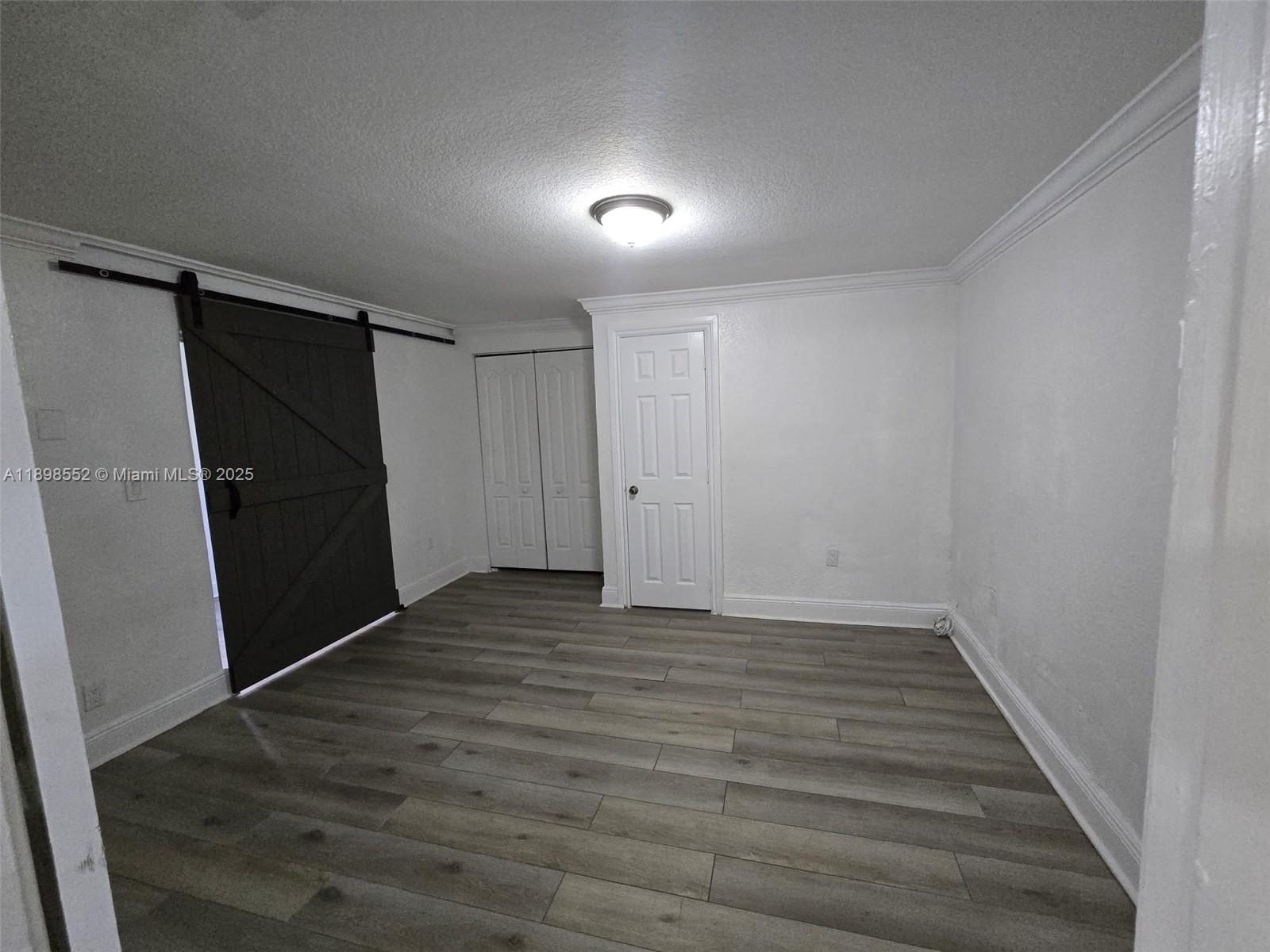 MELROSE HEIGHTS - Residential Lease