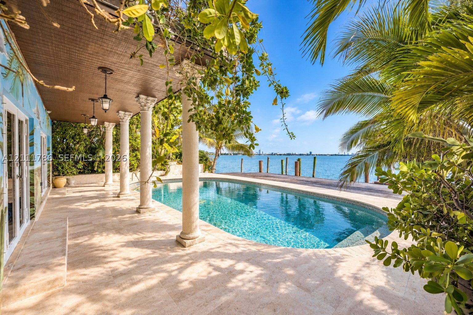 1920 Bay Dr