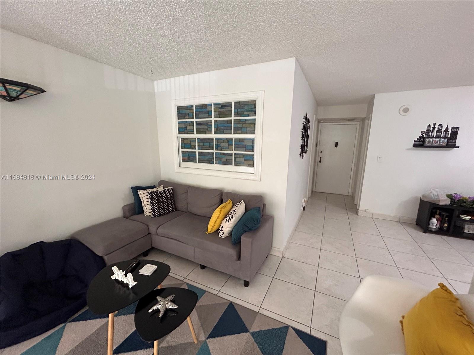 PLAZA OF AMERICAS CONDO P - Residential