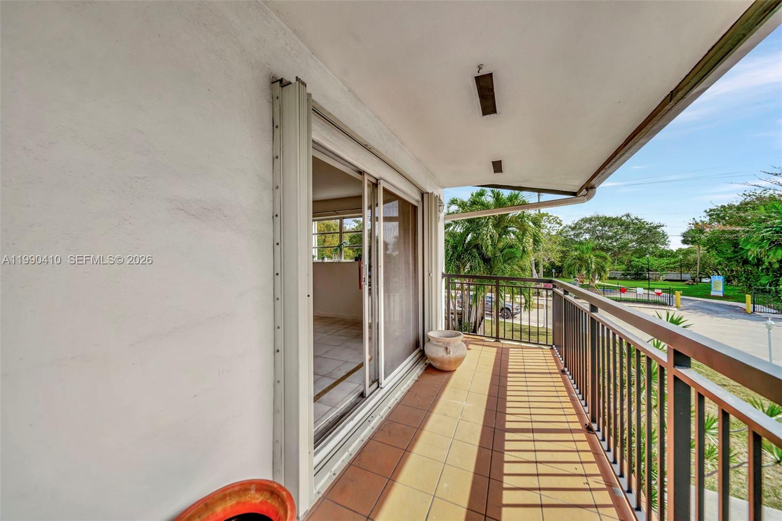 COLLONADE CONDO - Residential