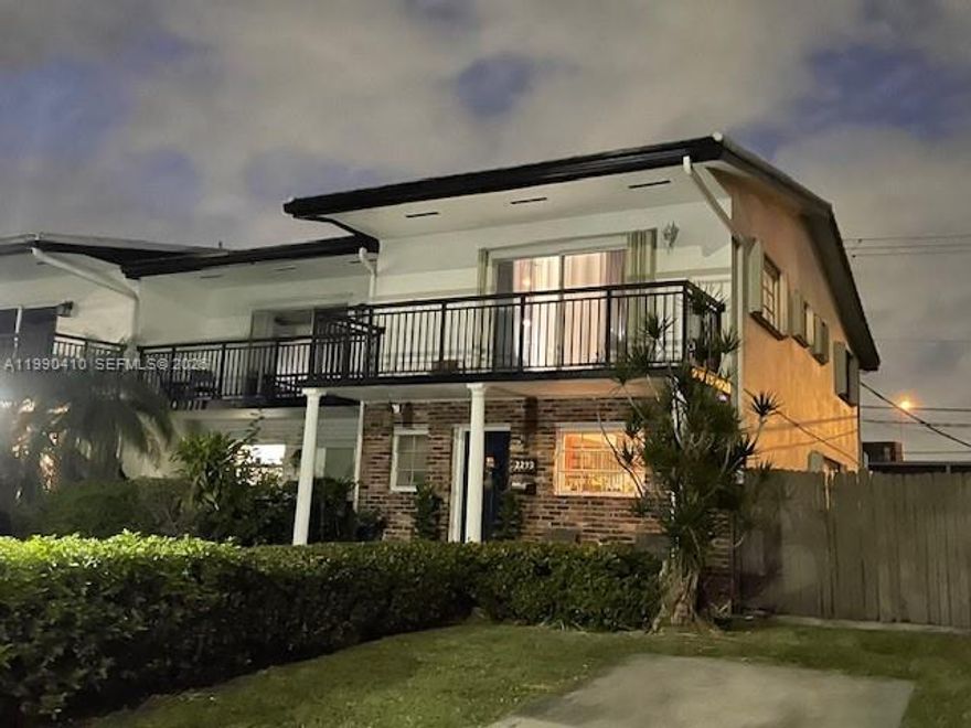 Don’t miss this rarely available corner unit, offering the largest townhouse layout currently on the market in the complex. This spacious home features an expansive open-concept living area on the first floor, complete with a gourmet kitchen—perfect for entertaining—and direct access to your private patio and fully fenced yard.Upstairs, you’ll find a generously sized primary bedroom with an entire wall of closet space, along with two full bathrooms and a private terrace for relaxing outdoor moments. Ideally located within walking distance to restaurants, shopping, fitness centers, and professional services, this home also offers quick access to the beach—just minutes away. A perfect blend of space, convenience, and lifestyle—this one won’t last!