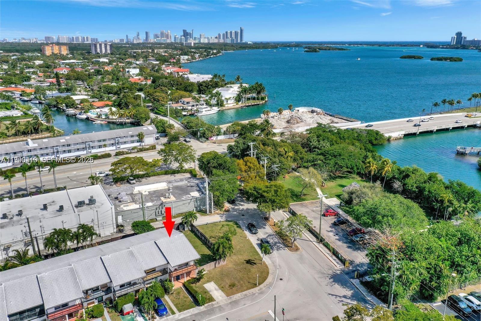 COLLONADE CONDO - Residential