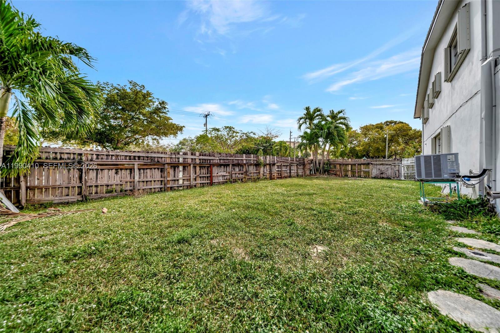 COLLONADE CONDO - Residential