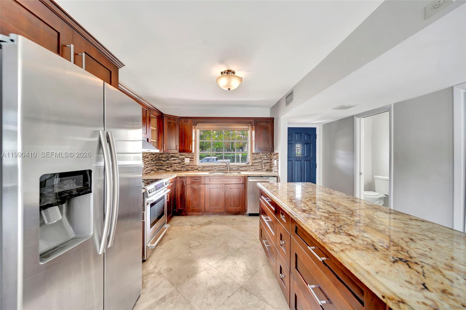 COLLONADE CONDO - Residential