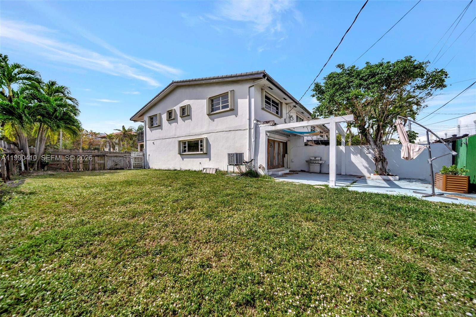 COLLONADE CONDO - Residential