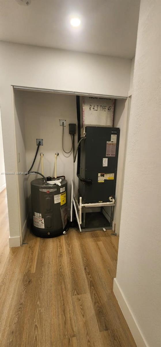 LAUDERDALE VILLAS - Residential Lease