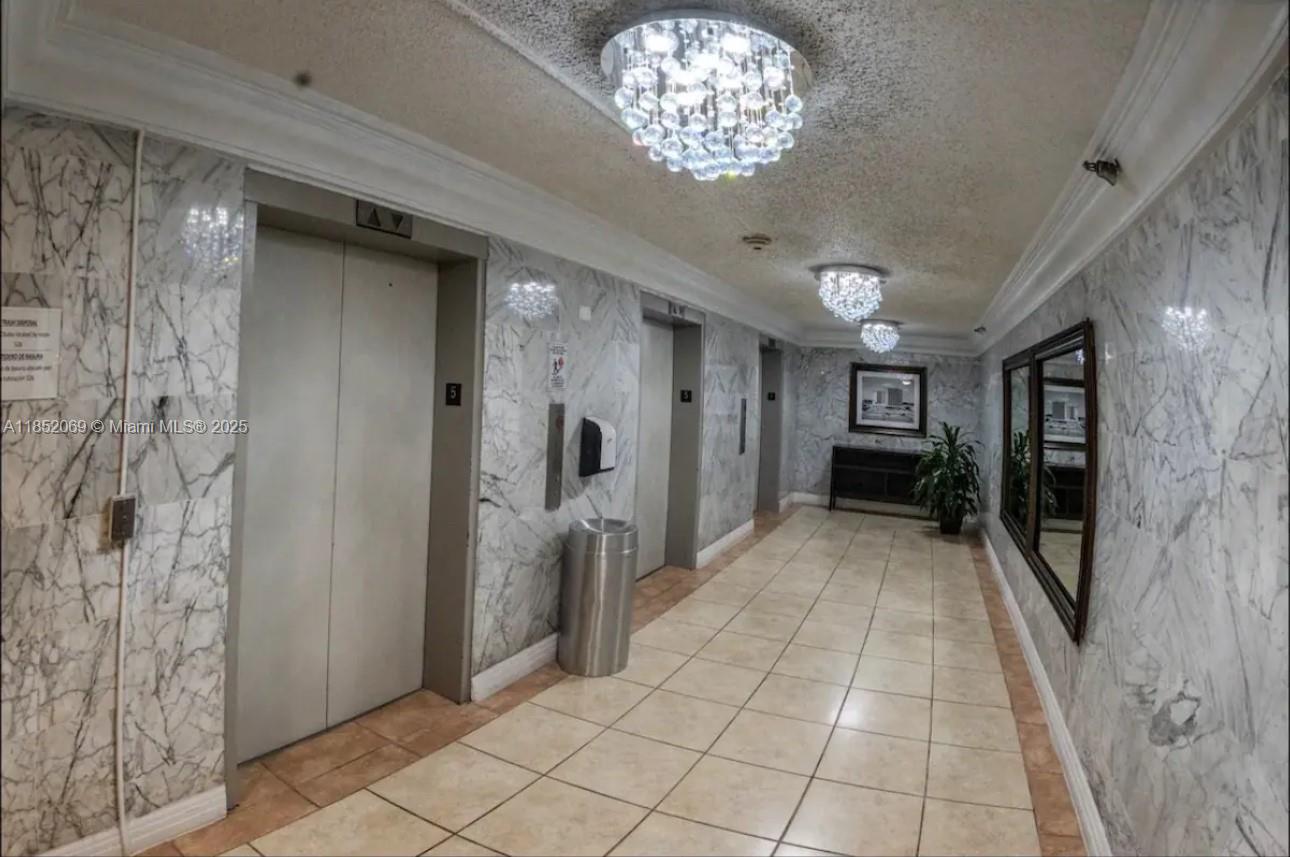 THE AVENTURA BEACH CLUB C - Residential