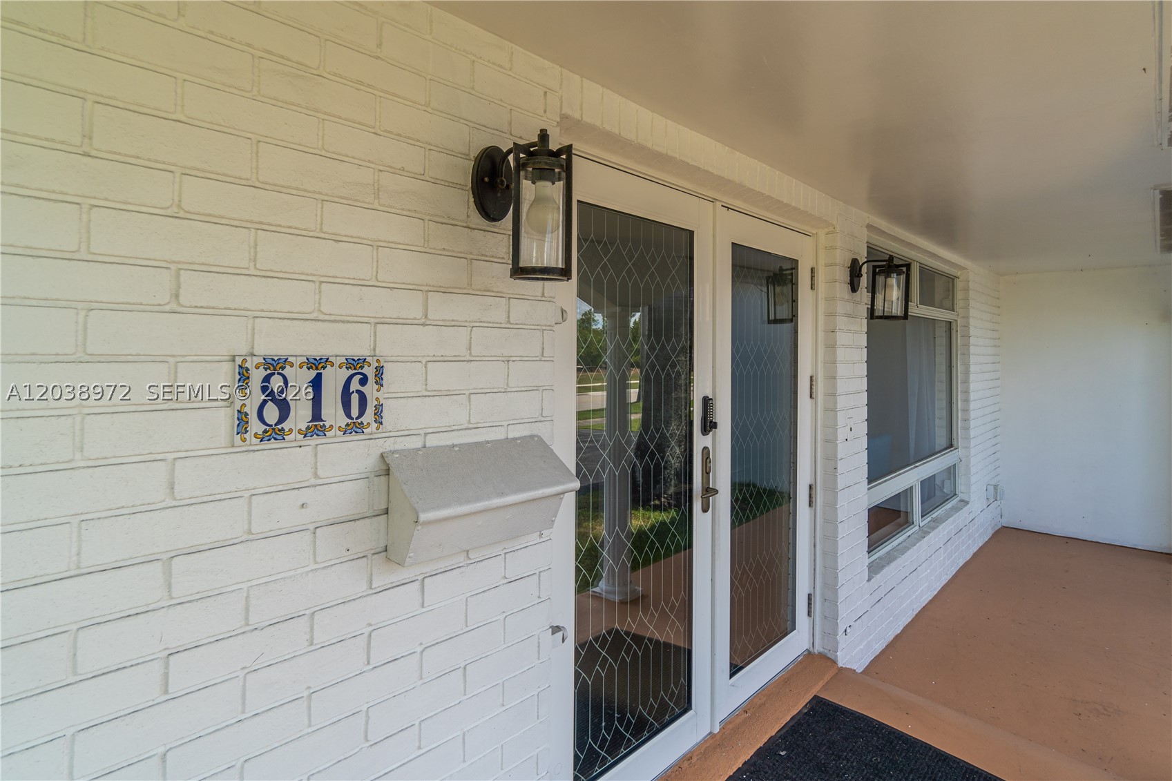816 Polk St 1