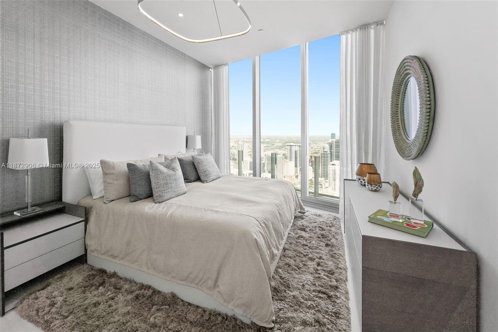 300 BISCAYNE BLVD WAY COND - Residential