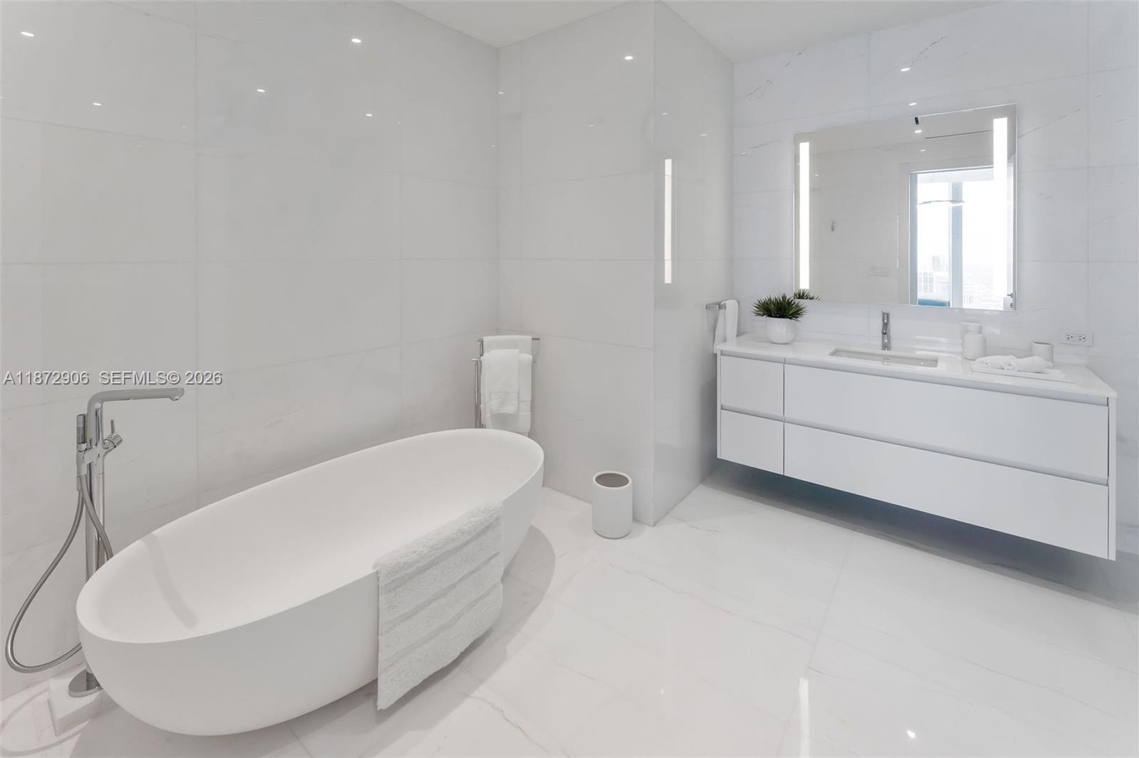 Aston Martin Residences - Residential