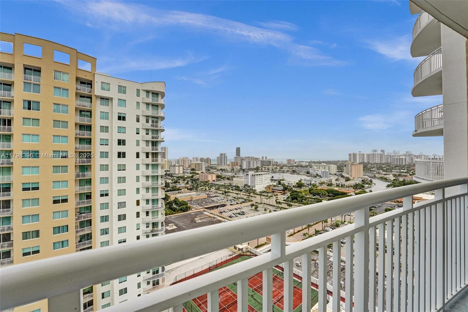 DUO CONDOMINIUM WEST - Residential