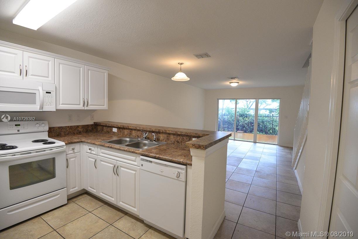 Unique lifestyle living in the Davie area. Beautiful townhouse, almost new construction, excellent distribution and layout spaces. Tile in floors. With a garage. Close to highways, colleges, restaurants. quite a neighborhood and walking distance to public transportation. Hurricane proof windows and doors, no need of shutters