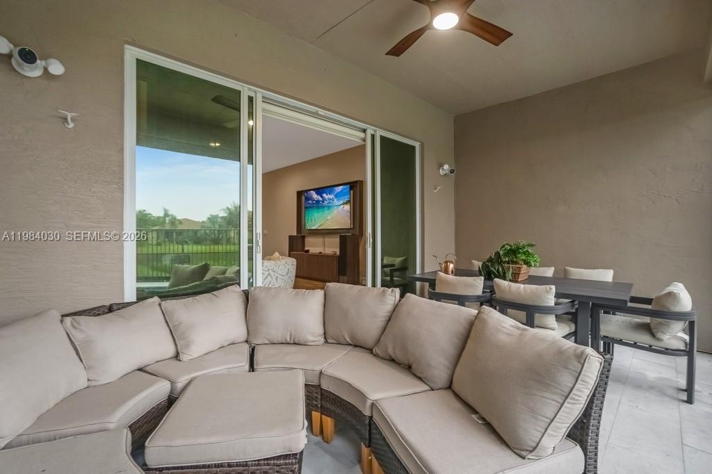 TRAILS AT CANYON - Residential Lease