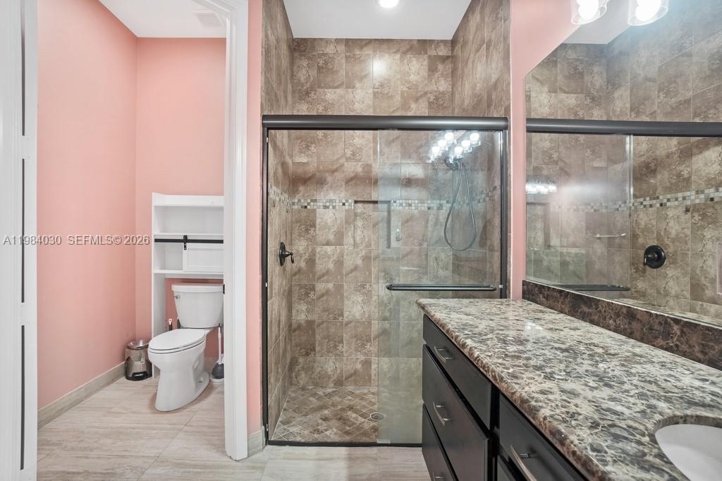 TRAILS AT CANYON - Residential Lease