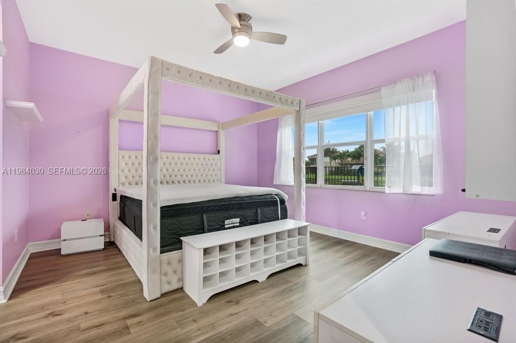 TRAILS AT CANYON - Residential Lease