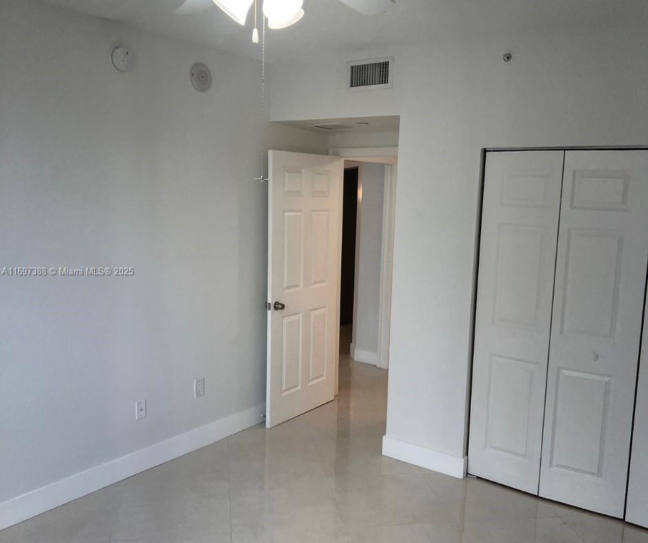 VERANDA CONDO - Residential Lease