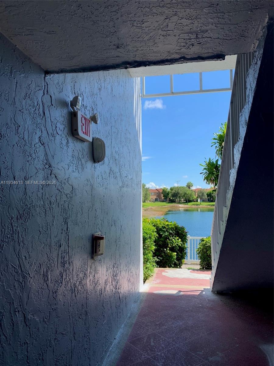 LE CLUB AT OLD CUTLER CON - Residential