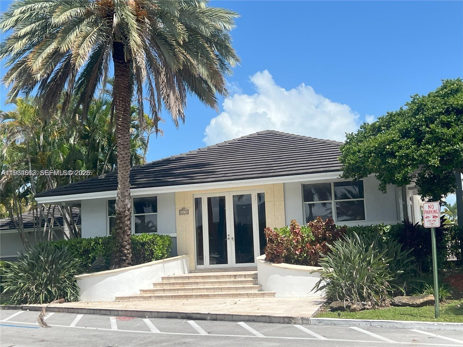 LE CLUB AT OLD CUTLER CON - Residential