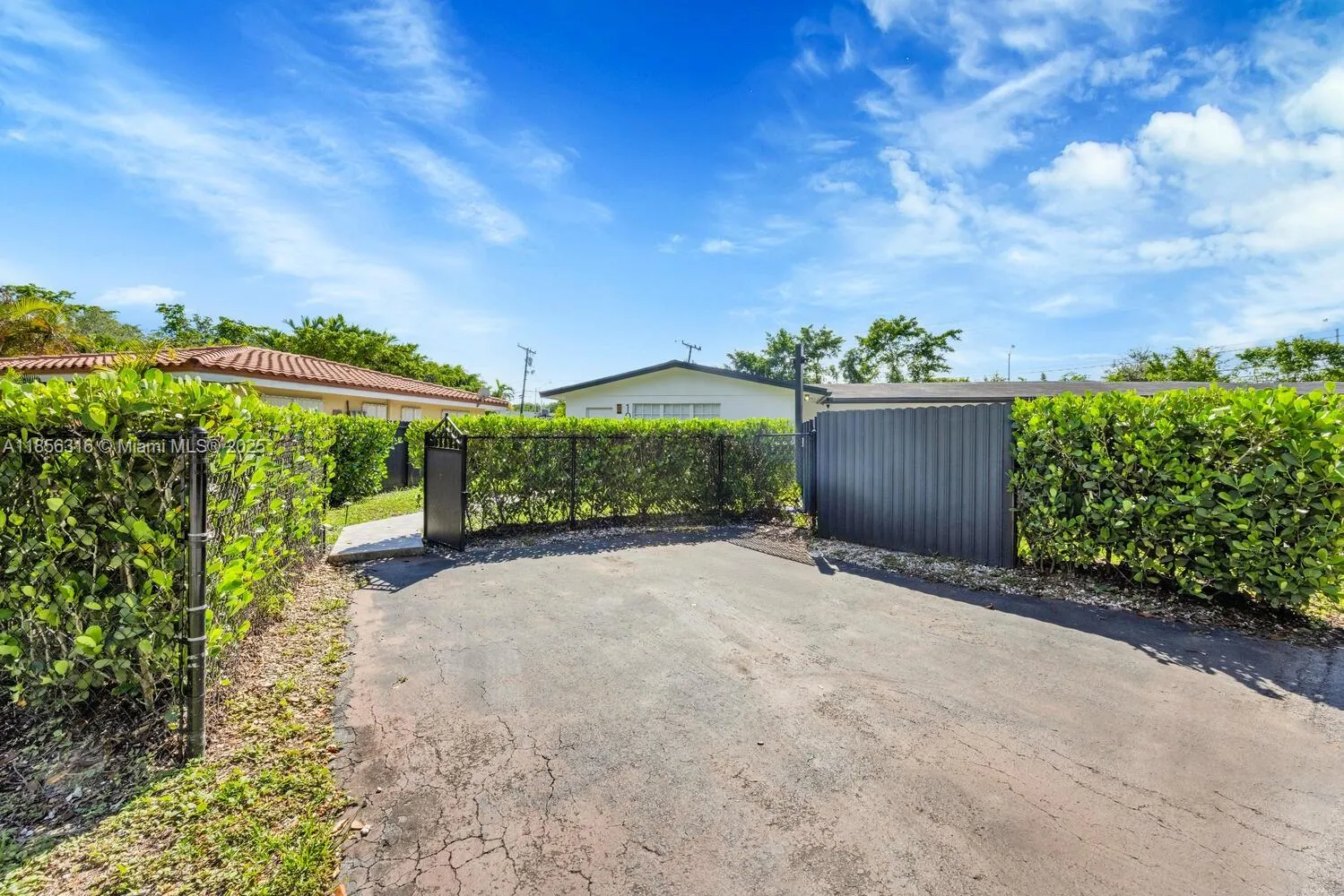 Pinecrest, Florida 33156, United States, ,Residential,Active,192390